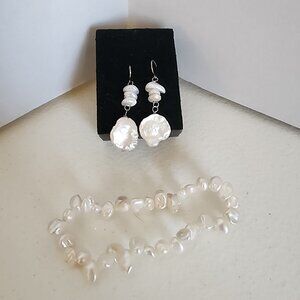 Freshwater Pearl Dangle Earring and Bracelet Set Priced to Sell!